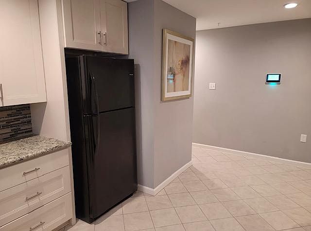 full sized kitchen