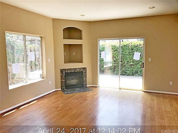 3rd image of 14627 Gledhill St APT 15