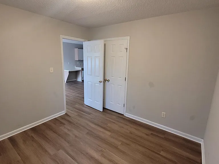 104 Wheeless Cir #E — Photo 8