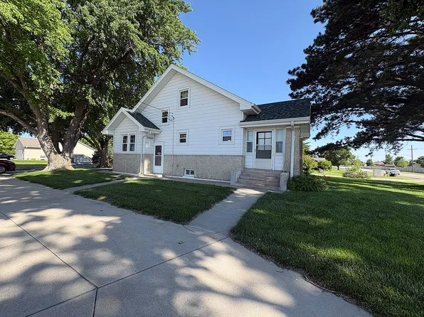 1410 N North Rd, Grand Island, NE 68803