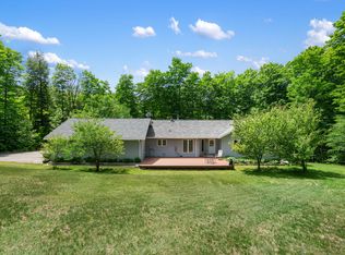 6220 Reams Rd, Alanson, MI 49706