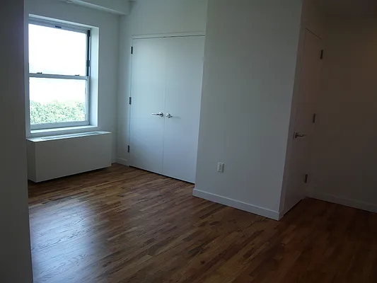 Rented by Glenmark Realty | media 27