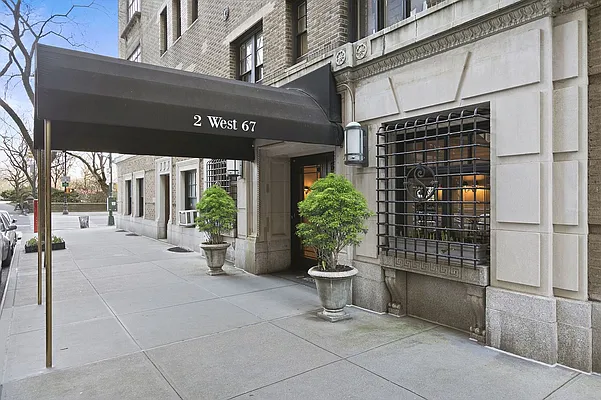 Sold by Corcoran | media 34