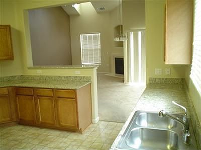 2nd image of 5350 Dunlay Dr Unit 3214