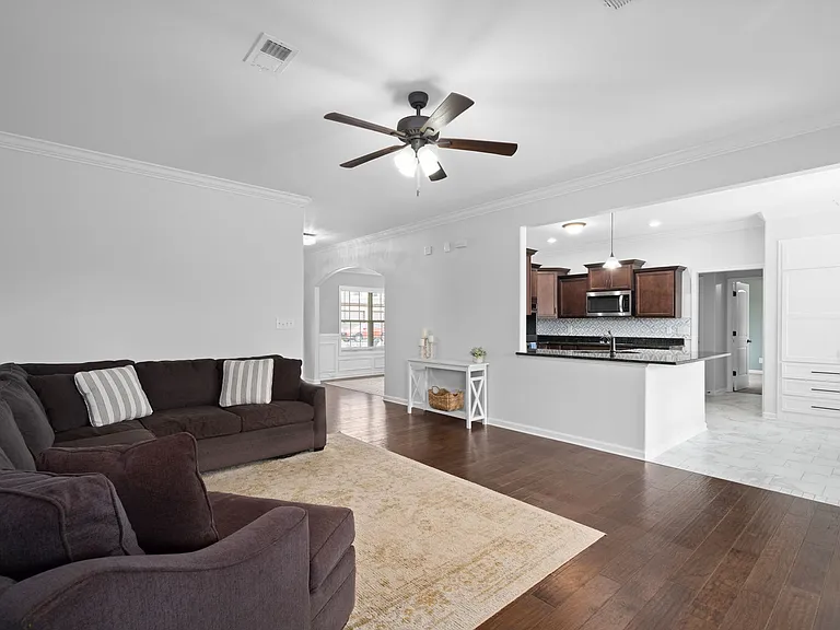 1409 Millet Dr — Photo 7
