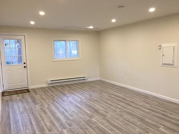 3rd image of 64 Francine Dr