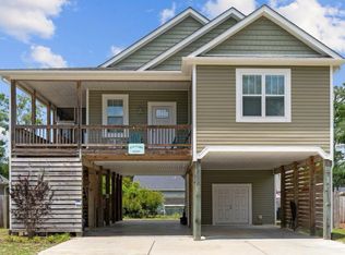 121 NW 17th St, Oak Island, NC 28465