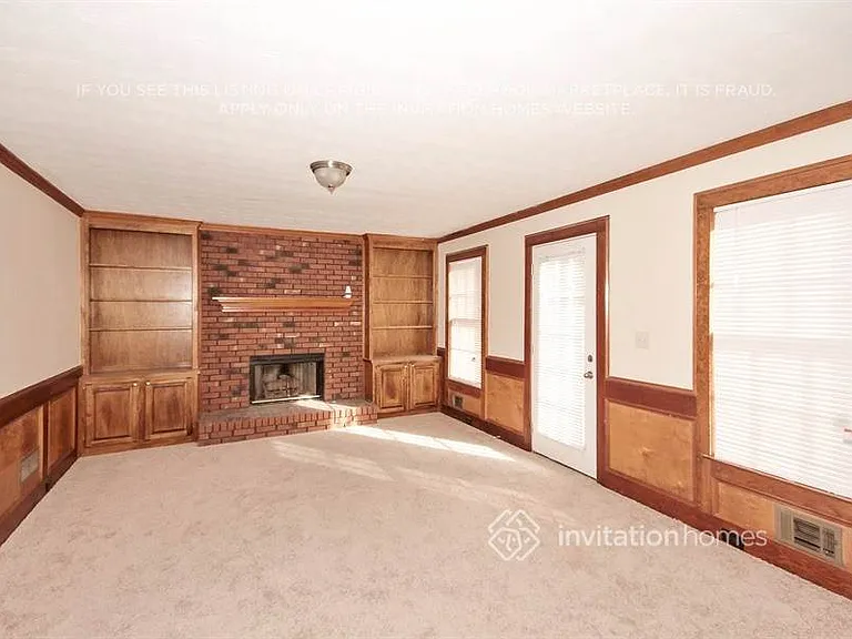 1480 Meadow Oak Dr — Photo 5