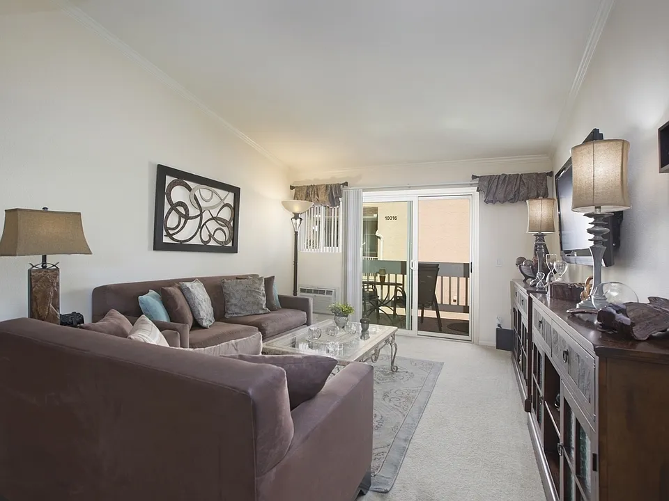 10006 Maya Linda Rd #5209