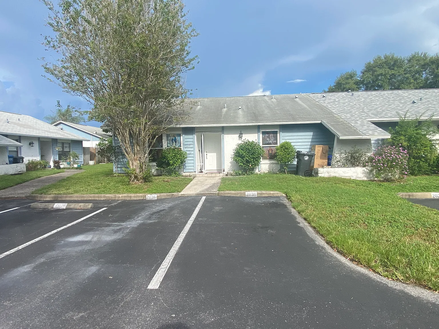 2 bed, 1296 sqft, $2,095 — Photo 1
