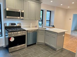 486 11th St #2, Brooklyn, NY 11215