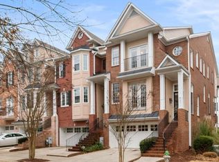 1031 Emory Parc Pl, Decatur, GA 30033