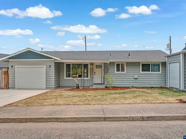 1010 Arthur Way NW, Salem, OR 97304