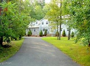 203 Smiley Ln, Stroudsburg, PA