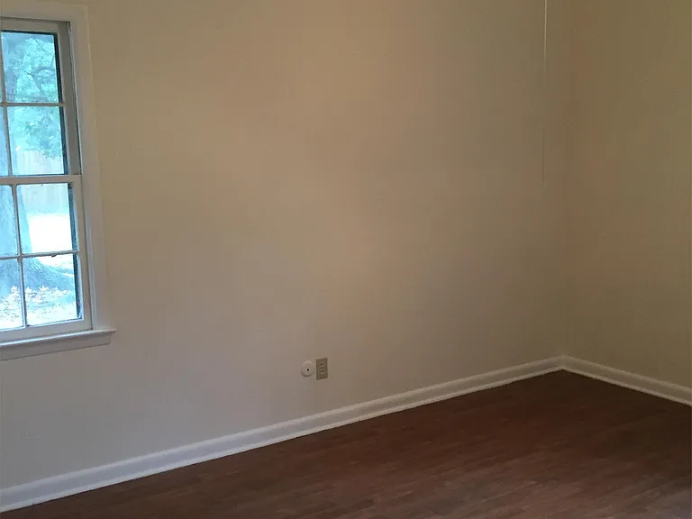 520 Mimosa Pl — Photo 4
