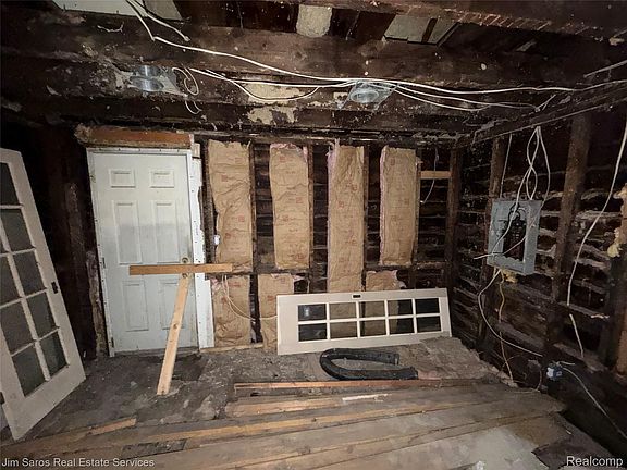 5th image of 2510 Hudson St
