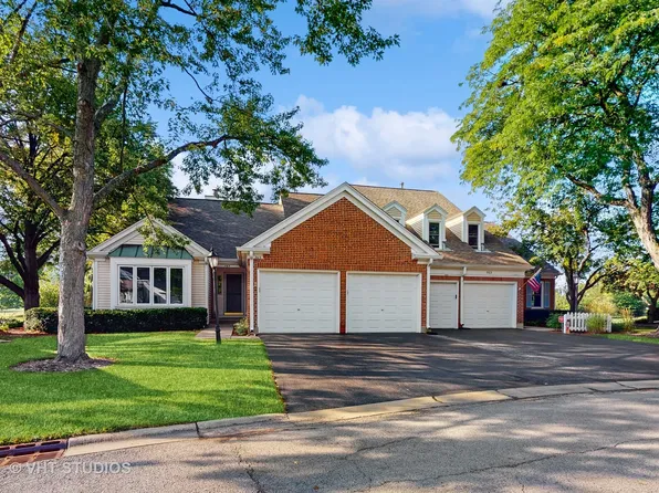 765 Sussex Corner Ln, Prospect Heights, IL 60070