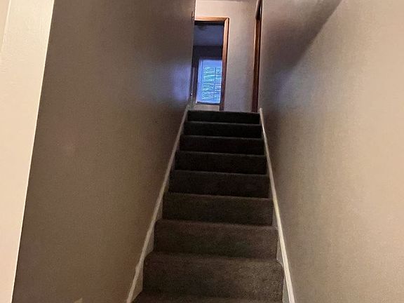 4th image of 1020 Bishop St