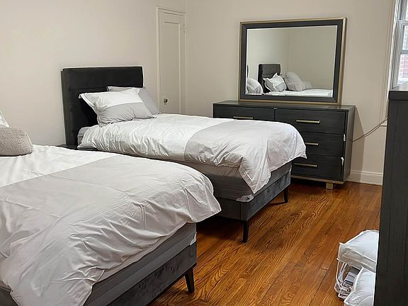 2nd image of 1615 Avenue I APT 219