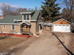 725 Shearer St, Waupaca, WI 54981