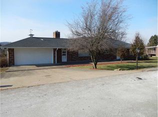 1561 Hillcrest St, Washington, PA