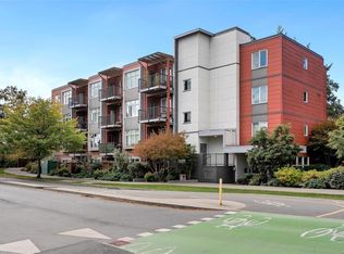 4030 Borden St #203, Saanich, BC