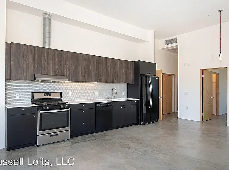 2 bed, 925 sqft, $3,850 — Photo 3