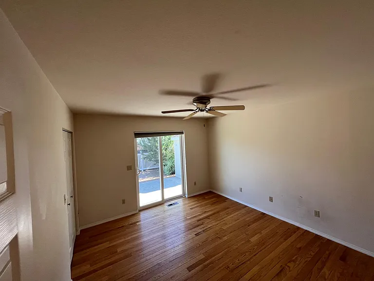 2623 Daisy Dr — Photo 11