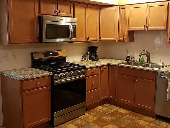 Updated, new gas stove/oven