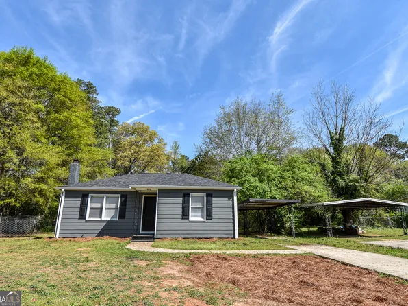 221 Vineyard Rd, Griffin, GA 30223