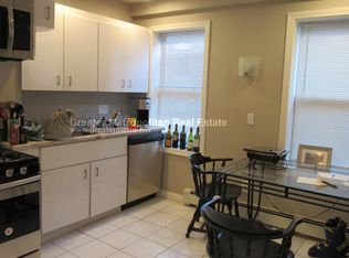 155 Endicott St #4R, Boston, MA 02113