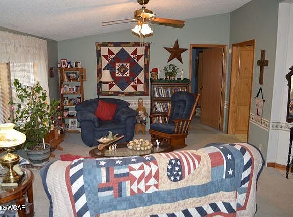 3rd image of 102 Oakview Dr NW