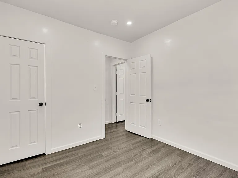 810 Otis Pl NW #4 — Photo 16