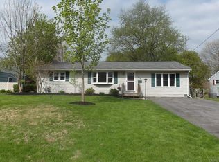 115 Lena Ter, North Syracuse, NY 13212
