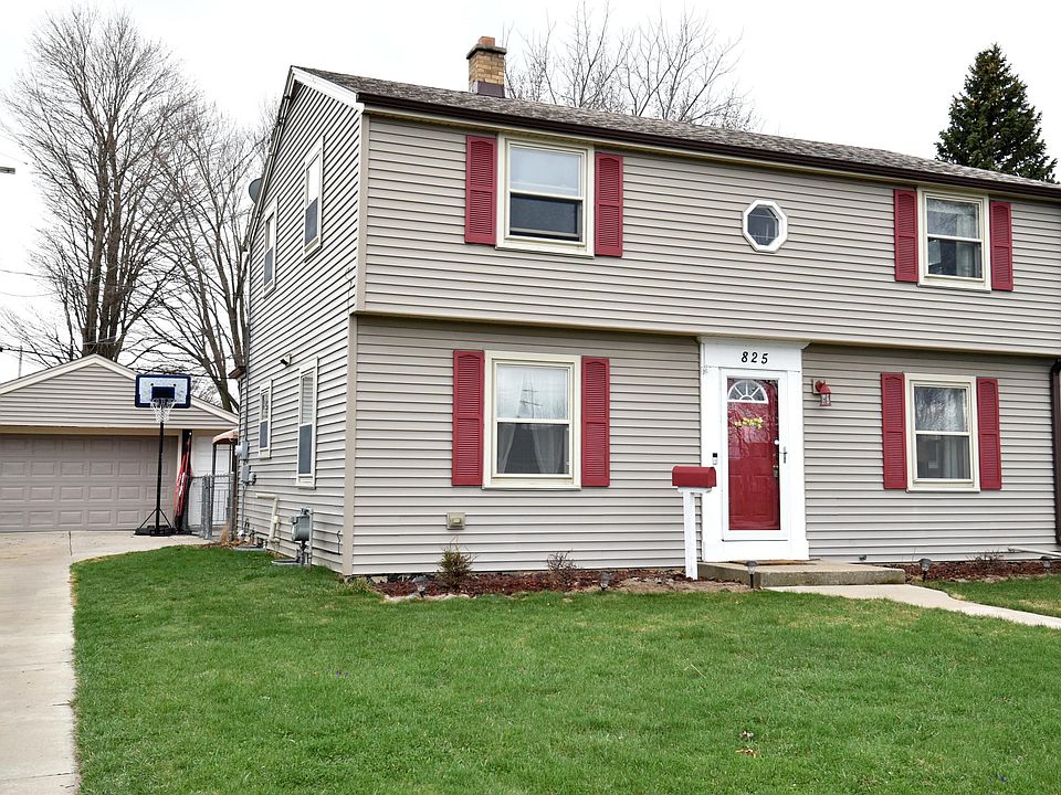 1st image of 825 Marion Ave