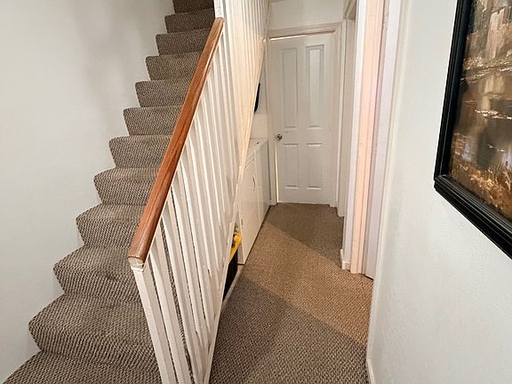 2nd image of 320 Bargers Ct #B