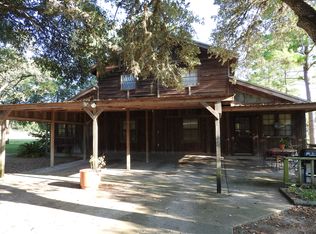 39 County Road 77cc, Hallettsville, TX 77964