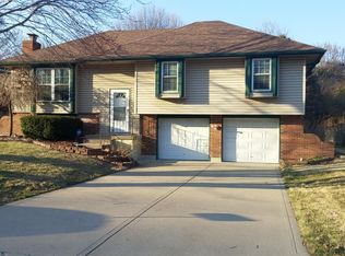 7512 E 100th St, Kansas City, MO 64134
