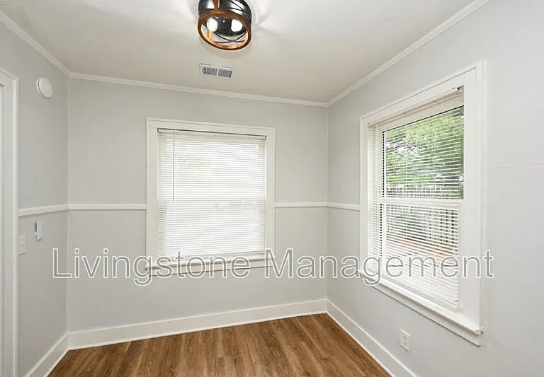 872 W Albert Gallatin Ave — Photo 11