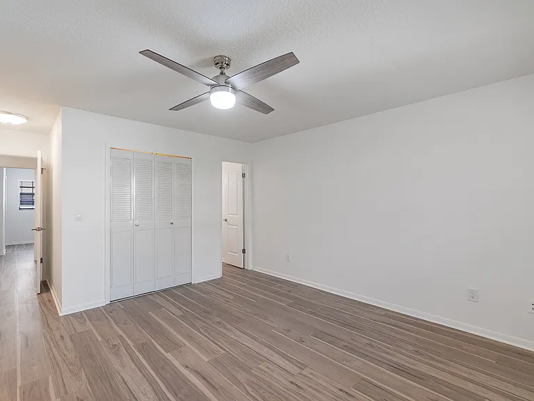 255 Paradise Blvd #11 — Photo 14