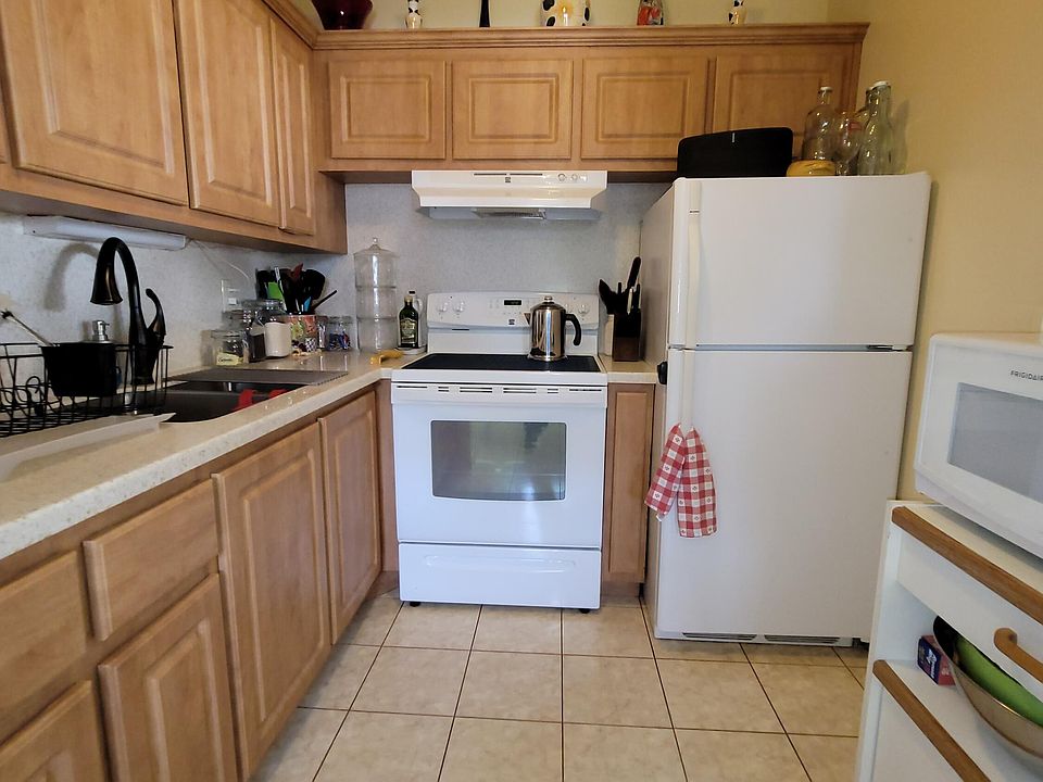1st image of 68 Waltham C