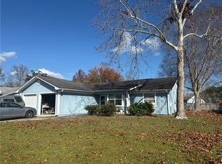 144 Cherry Point Dr, Saint Marys, GA 31558