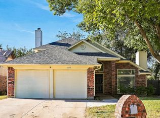 5320 Rowcrop Dr, Arlington, TX 76017