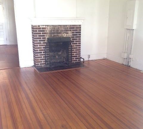 3rd image of 209 Wadsworth St #A