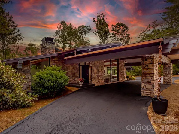 3 Holly Hill Rd, Asheville, NC 28803