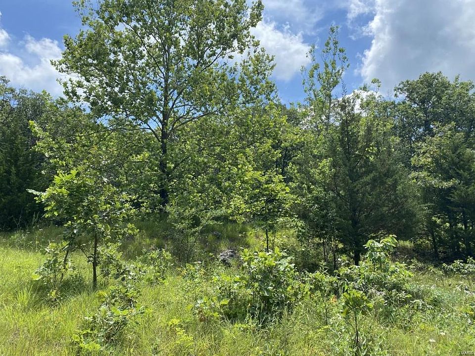 2nd image of 820 Covey Rd
