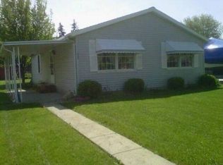 535 S Streeter Rd, Port Clinton, OH 43452
