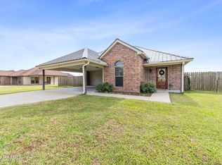 121 Ridge Run Ln, Carencro, LA 70520