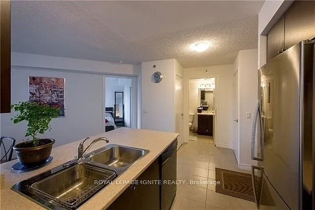 35 Saranac Blvd #407 — Photo 3