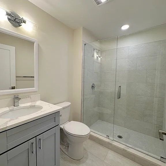 12 Arnold Cir #6 — Photo 5